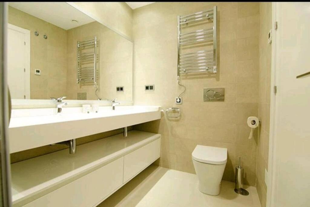 ベニドルムSunset Drive Apartamento Exclusivoアパートメント エクステリア 写真